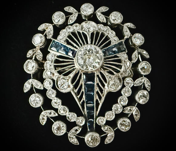 Pendentif Broche/Pendentif Art Déco en platine serti de 2,80 carats de diamants et saphirs 58 Facettes