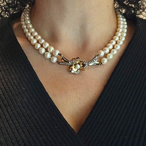 Collier Collier en or jaune, blanc et diamants avec deux rangs de perles Akoya 58 Facettes G3713