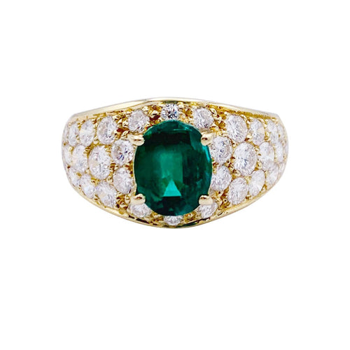 Bague 52 Bague or jaune, émeraude et pavage diamants. 58 Facettes 32742