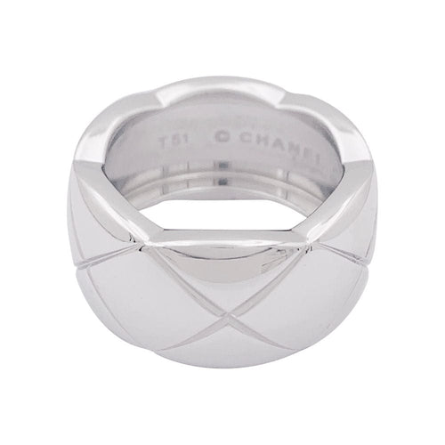 Bague 51 Bague Chanel "Coco Crush" grand modèle or blanc. 58 Facettes 34048