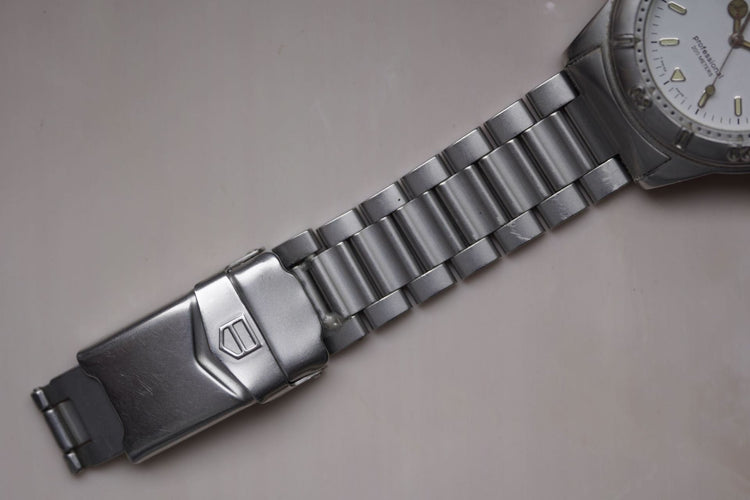 Montre TAG Heuer Professional Série 2000 WF1112-0 58 Facettes