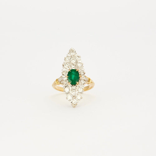 Bague 58 Bague marquise Vintage diamants et centre Emeraude en or et Platine 58 Facettes