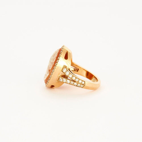 Bague 51 Bague camée en or rose et diamants 58 Facettes