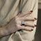 Bague 55 Bague imposante en or gris 18K - 2,00 Cts de diamants brillants G-VS - 37 g - Taille 55 58 Facettes FB09753