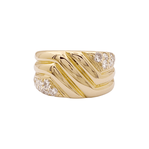 47 Bague godrons en or jaune et diamants. 58 Facettes 34440