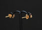 Boucles d'oreilles boucles d'oreilles en or 18 carats ornées d'un saphir, d'un rubis et d'un diamant 58 Facettes