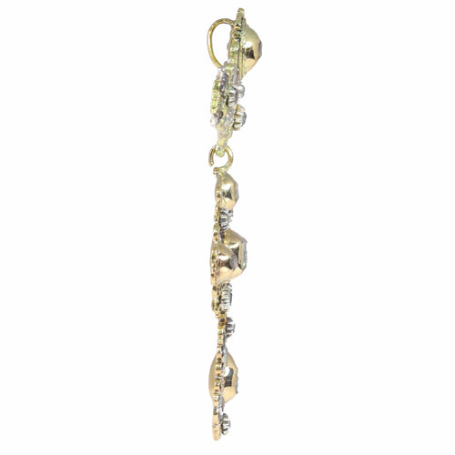Baroque Brilliance: À la Jeannette Diamond Heart Cross Pendant