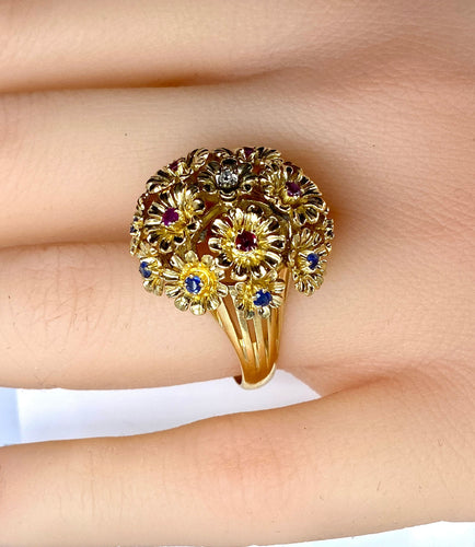 Bague 53 Bague - Bague multifleurs en or jaune et saphirs, rubis, diamants 58 Facettes AB671