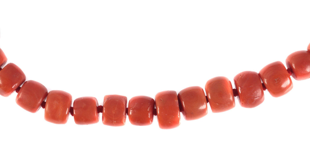 Collier Échos de l'Éveil : Collier de Corail Sanglant 58 Facettes 19262-0321