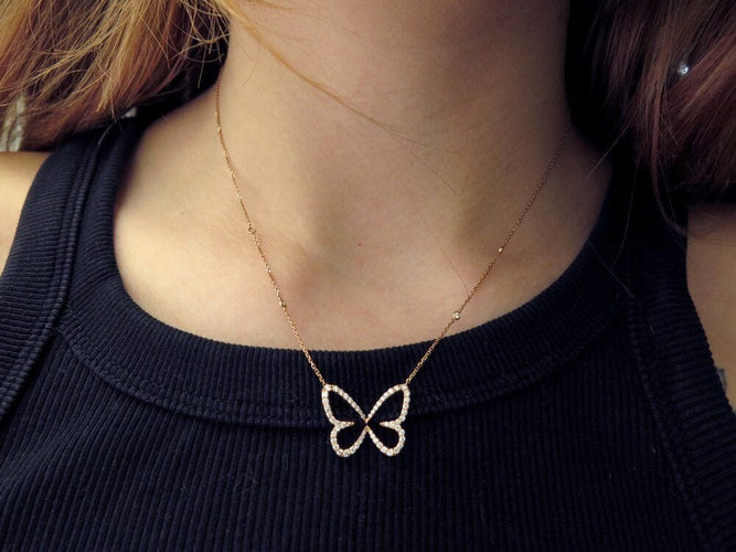 Collier collier MESSIKA papillon pm 04145-0068 or rose 18 carats et diamants 0,58 ct 58 Facettes 268899
