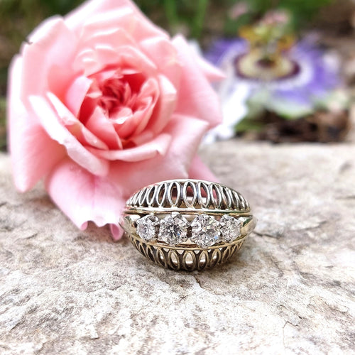 Bague 51.5 Bague bombee platine et diamants 58 Facettes 32