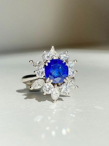 Bague 49 Bague en or blanc 18k ornée d'un saphir Birman non chauffé 58 Facettes
