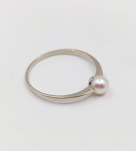 Bague 56.5 Bague Art Déco or blanc ornée d'une perle 58 Facettes A05394