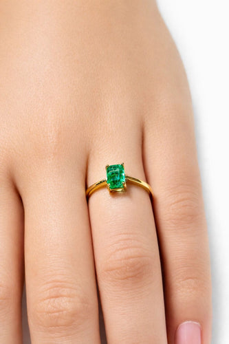 Bague 56 Bague en or jaune ornée d'une émeraude colombienne 58 Facettes 50302