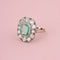 Bague 56 Bague ancienne Art Déco ornée d’émeraudes et diamants en or blanc 18k et platine 58 Facettes