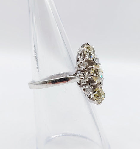 Bague 51 Bague marquise art déco or blanc, diamant jaune et diamant blanc 58 Facettes A05663