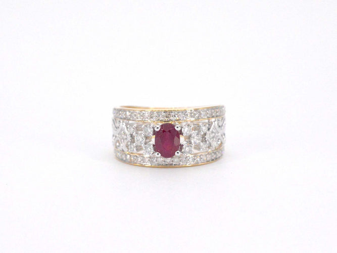Bague 54 Bague en or jaune sertie de diamants et d'un rubis 58 Facettes 2240