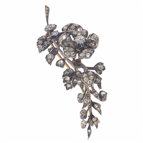 Montre L'étreinte de la nature : une branche de fleur victorienne en diamants 58 Facettes 23054-0122