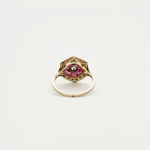 Bague 53 Bague en platine et or gris, diamant et rubis 58 Facettes 240357
