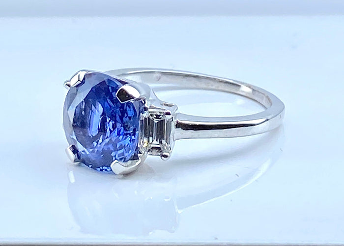 Bague 54 Bague en or blanc, superbe saphir 3,58 carats Ceylan non chauffé 58 Facettes AB385