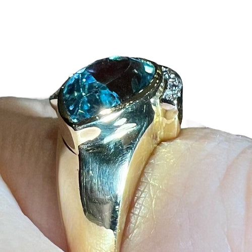 Bague Bague or jaune, Diamants, Topaze Bleue 58 Facettes 7861 A