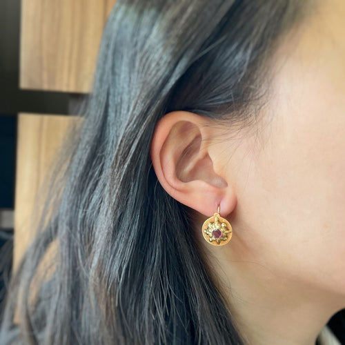 Boucles d'oreilles Boucles d'oreilles - Or jaune et grenats 58 Facettes 250172R