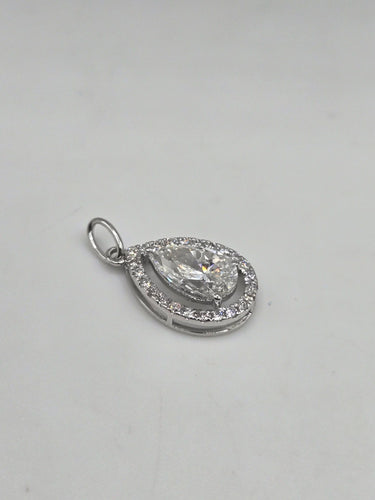 Pendentif poire 18 carats