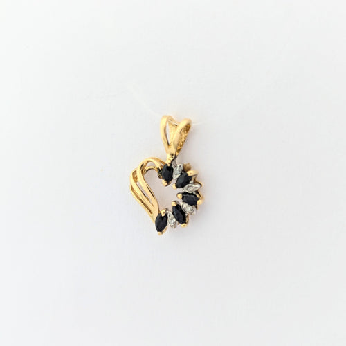 Pendentif Pendentif cœur en or jaune saphirs et diamants 58 Facettes 30901