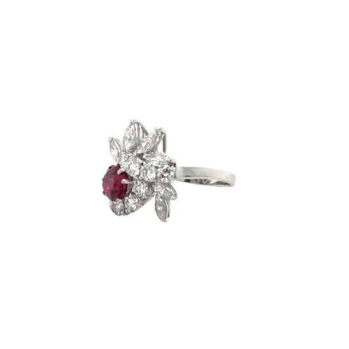 Bague 53 Bague Cocktail années 70 or blanc rubis diamants 58 Facettes 1.0002595/7