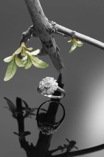 Bague 51 Bague de fiançailles Art déco vintage en diamant, vers 1920 – Élégance classique en platine 58 Facettes 23137-0327