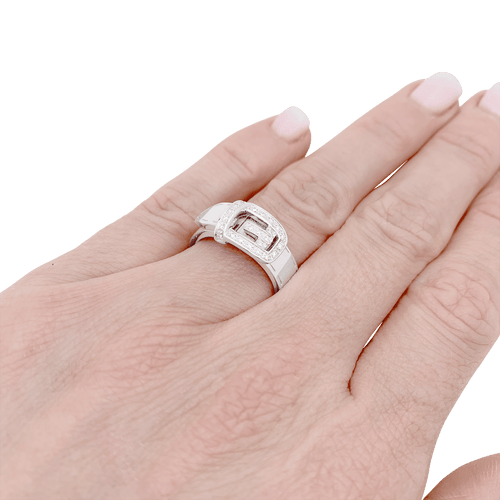 Bague 53 Bague Gucci "Ceinture" or blanc, diamants. 58 Facettes 34417