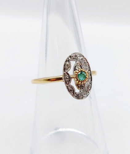 Bague 51.5 Bague marquise art déco or jaune, émeraude et petits diamants 58 Facettes A05530