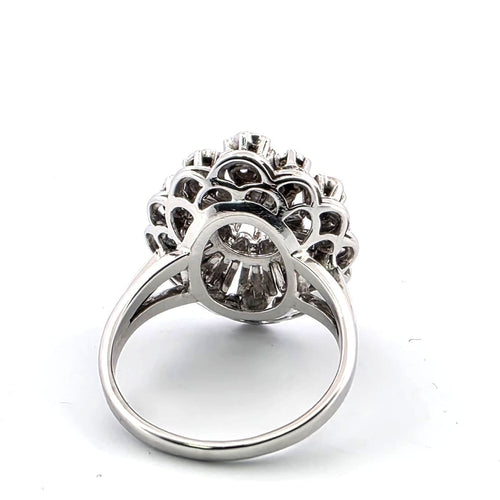 Bague 53 Bague en or blanc 18k et diamants 58 Facettes