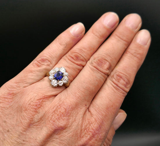 Bague 51 Bague or jaune et platine, saphir naturel, diamants 58 Facettes C61-05