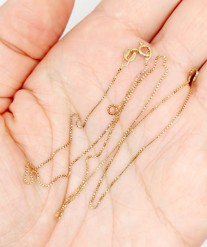 Collier Chaine fine or jaune à maille vénitienne 58 Facettes A04871