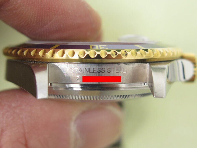 Montre montre ROLEX submariner date 16613 40mm or acier auto fullset 58 Facettes 265029