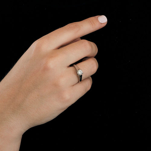 Bague Bague solitaire en or blanc et diamant 58 Facettes LP41/10