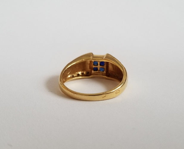 Bague 53 Bague or jaune saphirs et diamants 58 Facettes