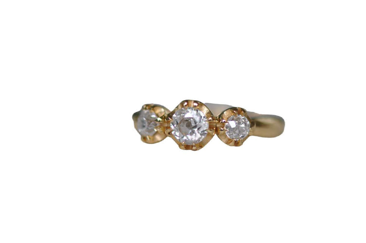 Bague 51 Antique yellow gold old mine diamond ring 58 Facettes