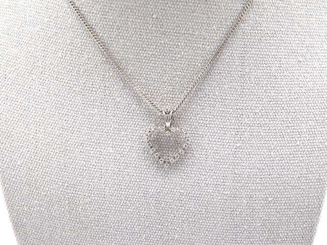Collier Collier en or blanc 750 mil et pendentif cœur en diamants 58 Facettes