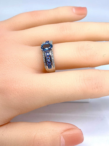 Bague 54 Bague en or blanc en saphirs et diamants 58 Facettes AB323