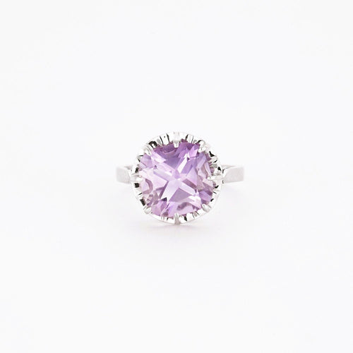 Bague 52 Bague cocktail améthyste en or blanc 58 Facettes