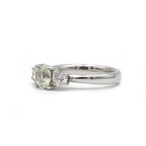 Bague 55 Bague Trilogie - Or blanc et diamants 58 Facettes 1082