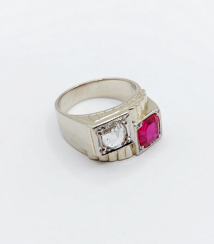 Bague 47 Bague chevalière art deco or blanc 18k et platine ornée d'un diamant taille rose et d'un rubis synthétique 58 Facettes A04973