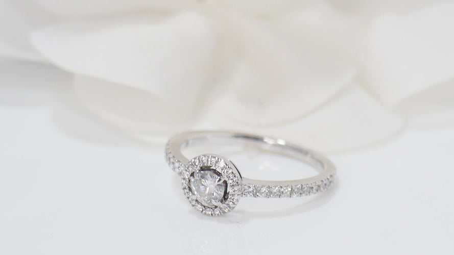 Bague 53 Bague solitaire Messika en or blanc et diamants 58 Facettes 32036