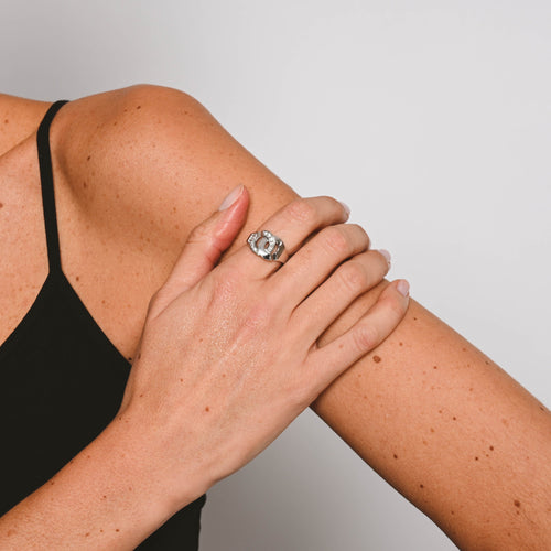 Bague 58 DINH VAN - Bague Menottes R12 or blanc et diamants 58 Facettes 62555