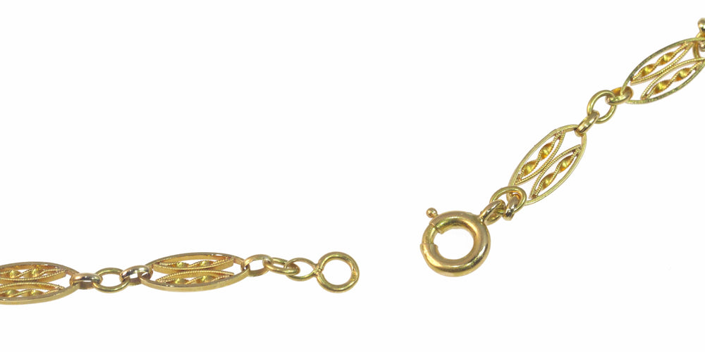 Collier Grandeur victorienne : un collier tissé d'or et de perles 58 Facettes 23039-0116