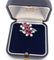 Bague 61 Bague en or blanc 18 carats sertie de rubis et de diamants, référence C 261 25 (2005) 58 Facettes