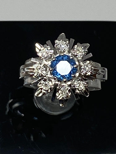 Bague 50 Bague de fiançailles en or, saphir, diamants 58 Facettes