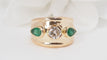 Bague 56 Bague Jonc en or jaune, émeraudes et diamants 58 Facettes 32656